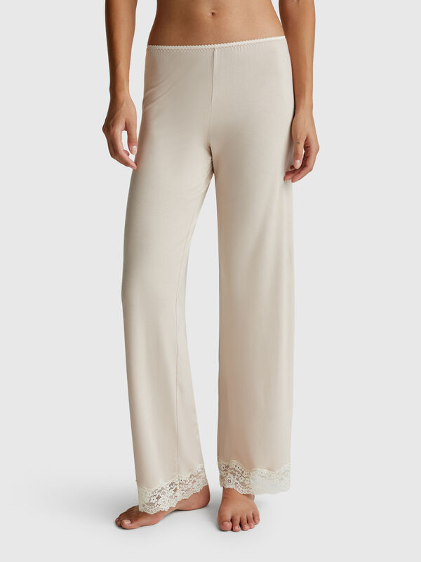 Pantalon fluide avec dentelle Femme