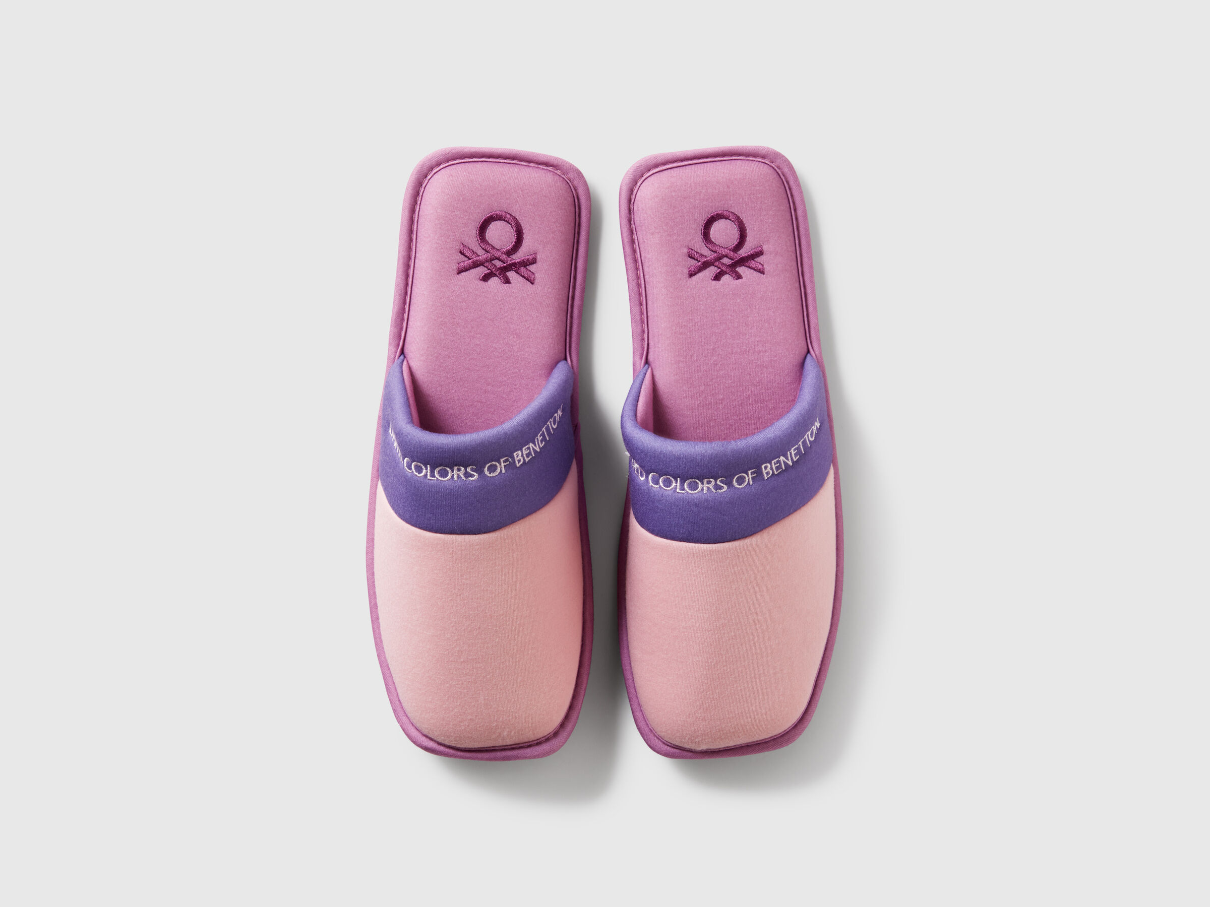 SLIPPERS image number 3