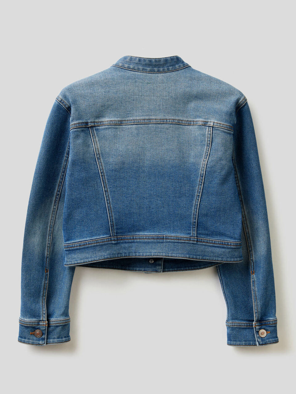 Blouson cropped en jeans image number 2