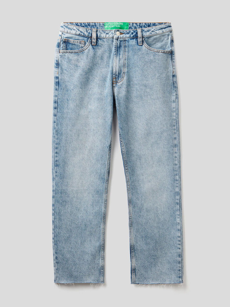Jeans cinq poches avec coupe droite image number 1