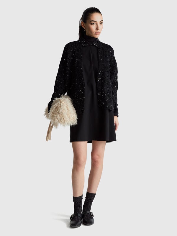 Robe courte à clous Femme