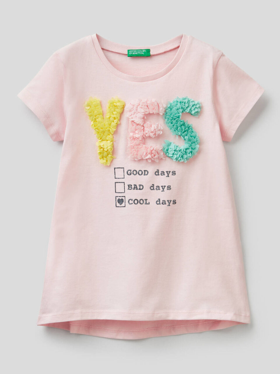 T-shirt avec pétales appliqués image number 1
