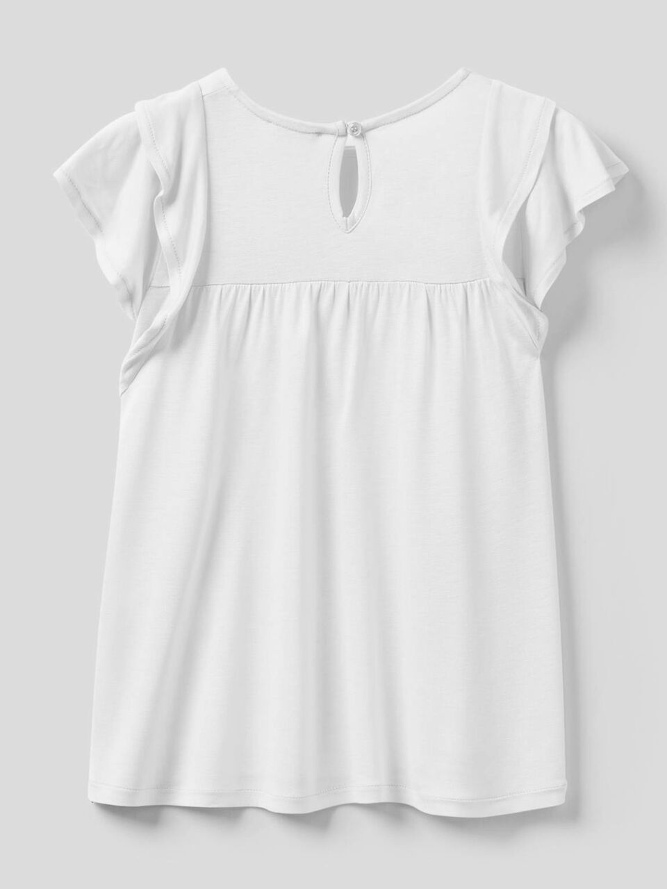 T-shirt avec volants sur les manches image number 2