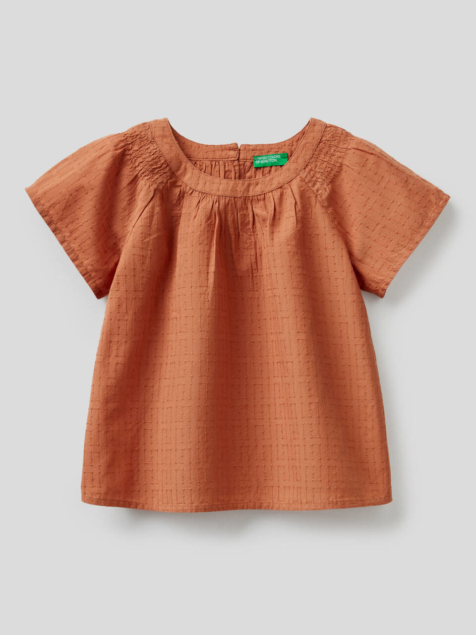 Blouse brodée en 100% coton image number 1