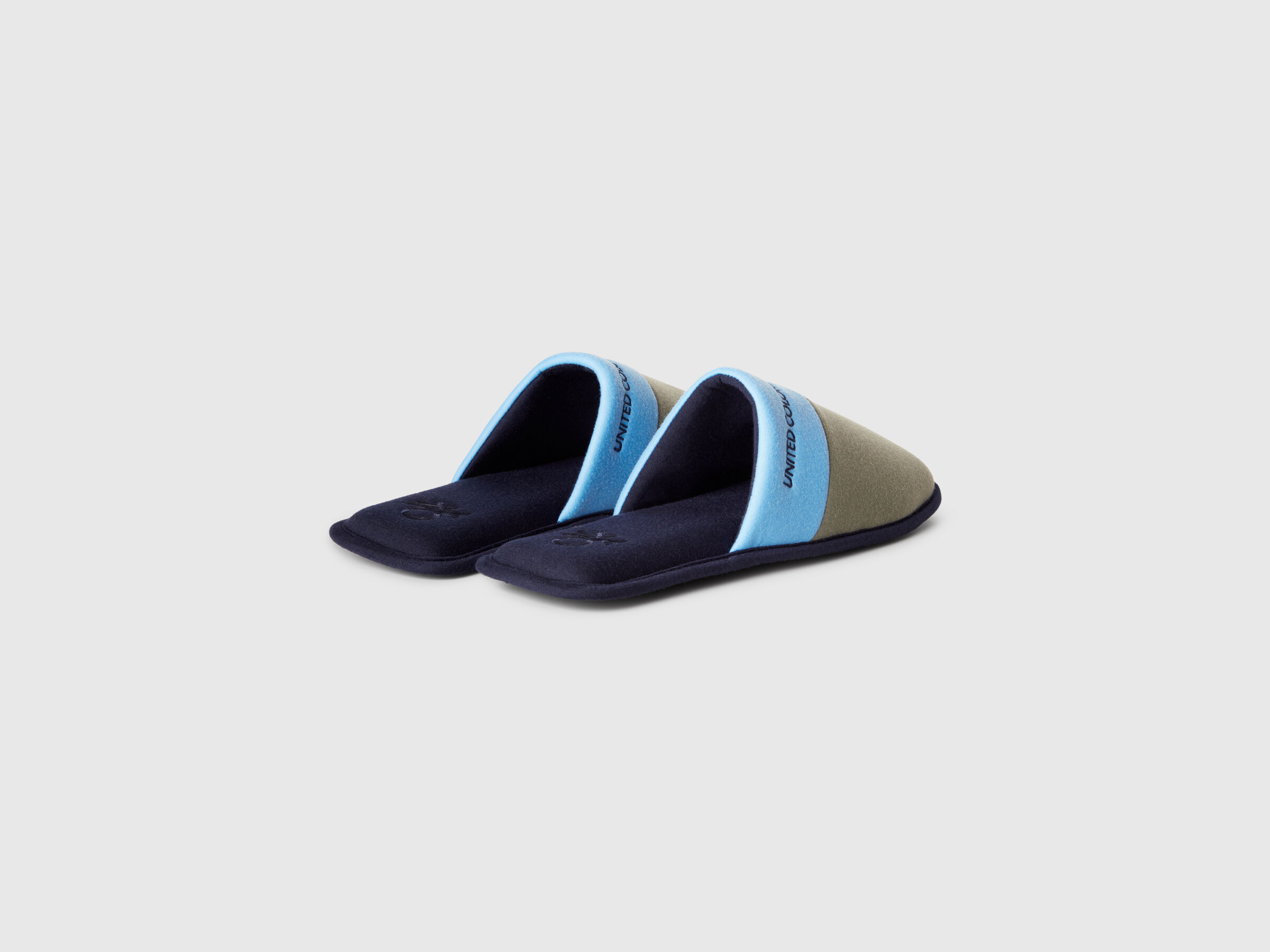 SLIPPERS image number 2