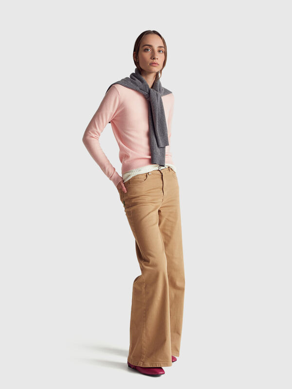 Pull ras du cou rose poudré en laine mérinos Femme