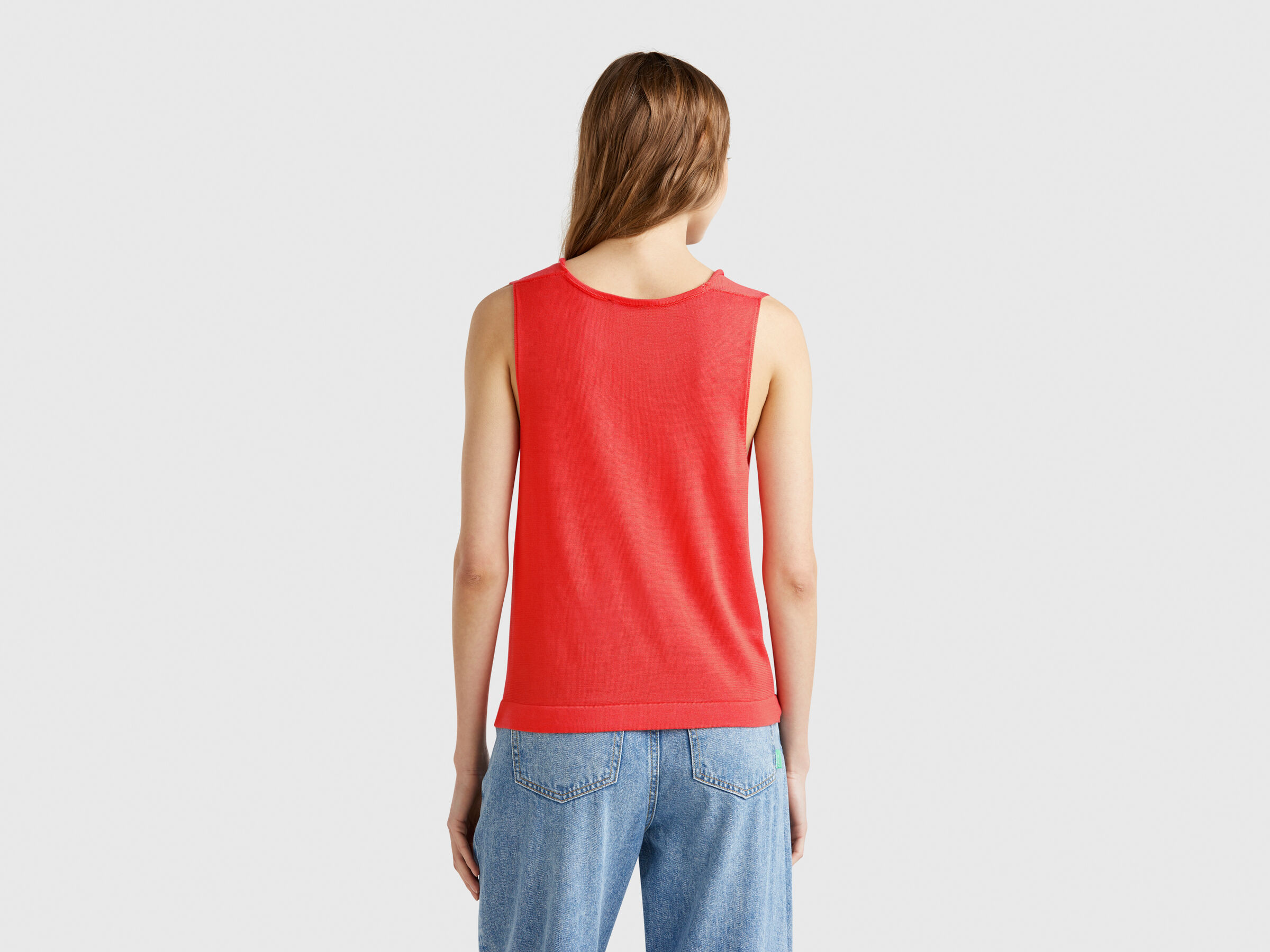SLEEVELESS SWEATER Femme image number 1