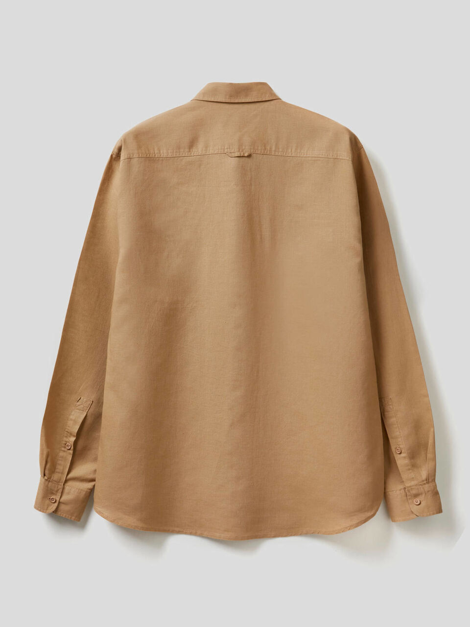 Chemise coupe regular en mélange de coton et lin image number 2