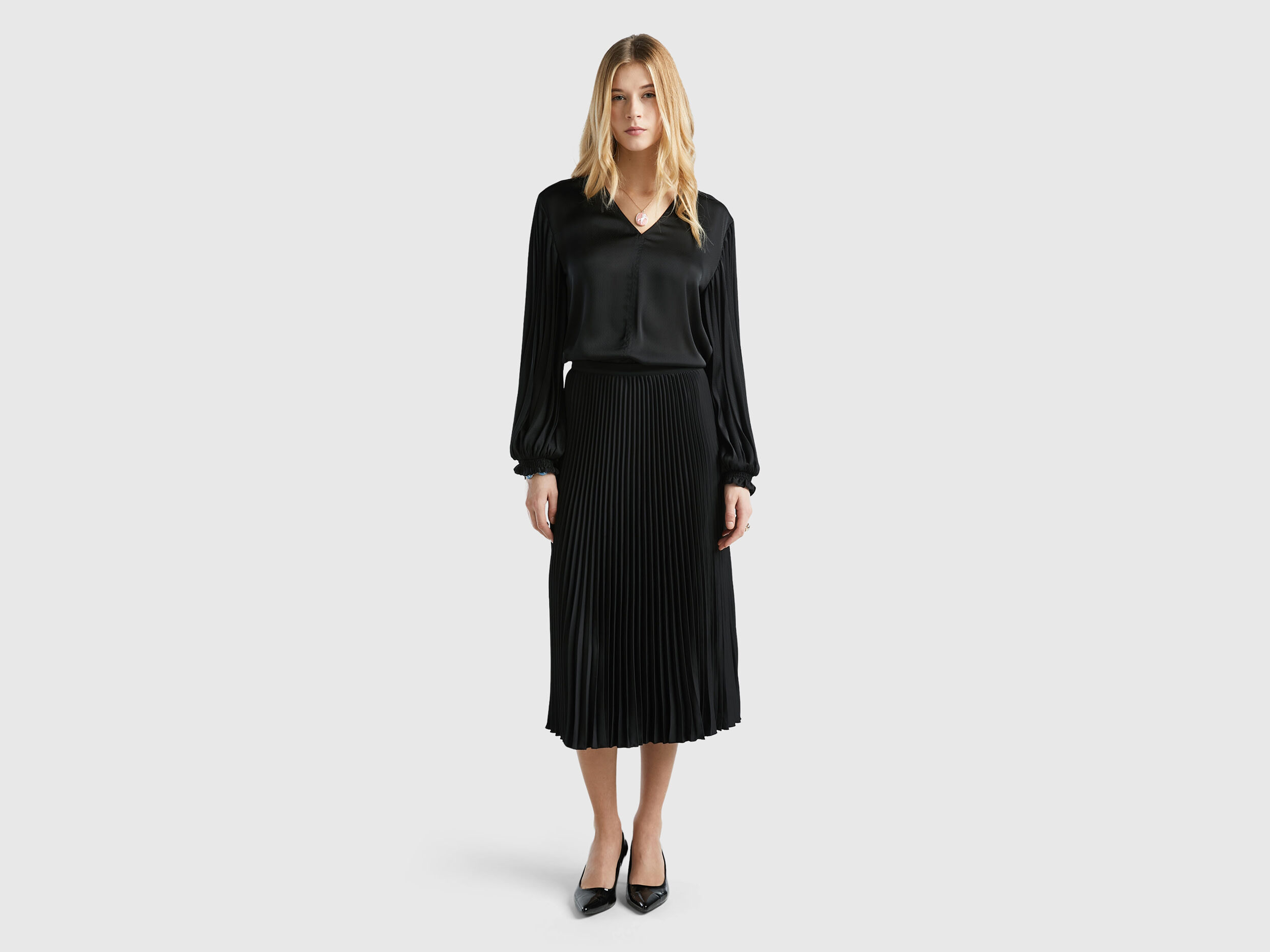 Jupe midi pliss e Noir Benetton