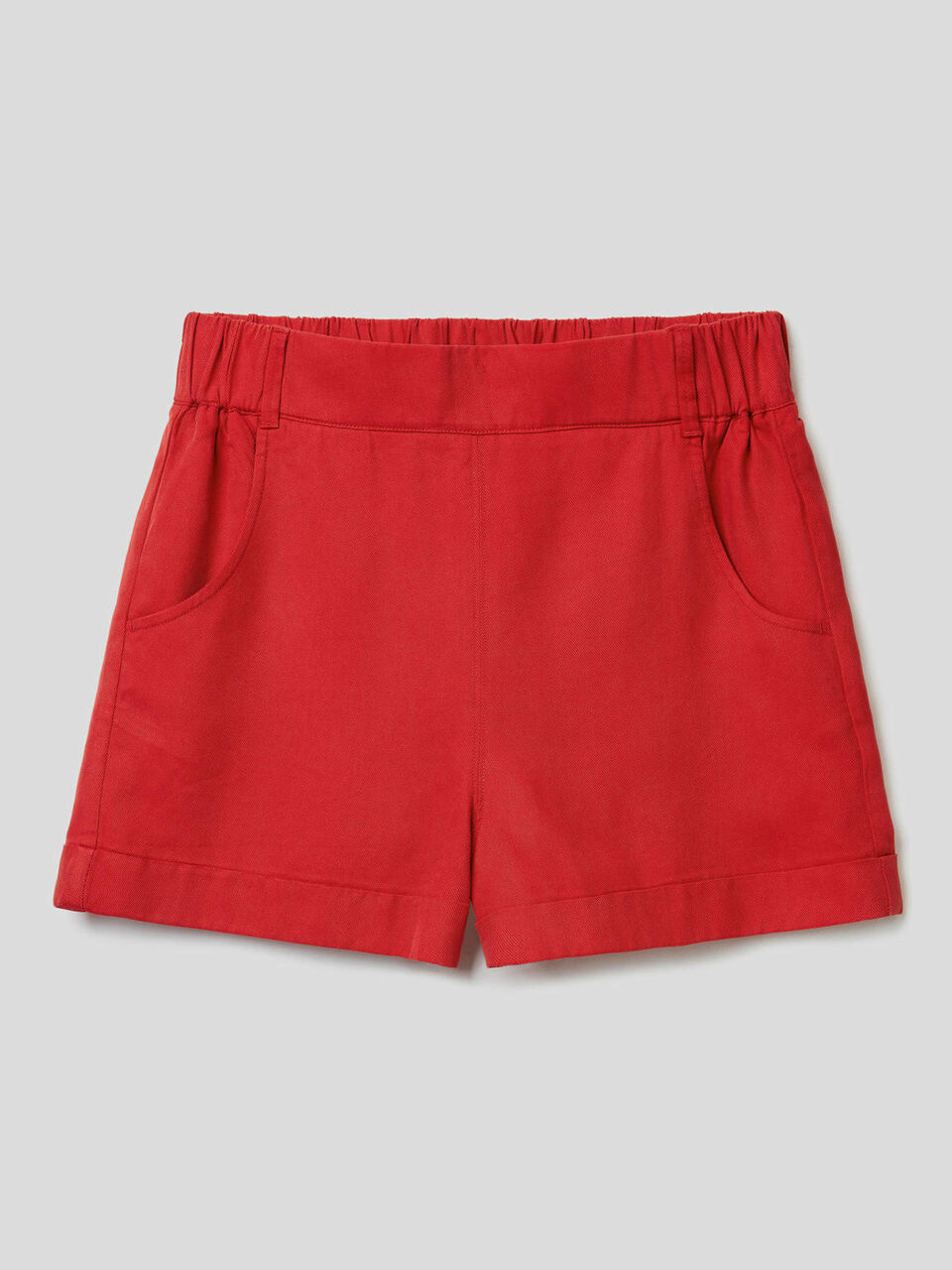Short uni avec revers image number 1