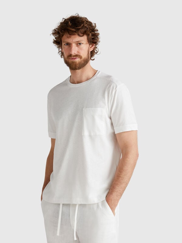 T-shirt en lin mélangé avec poche Homme