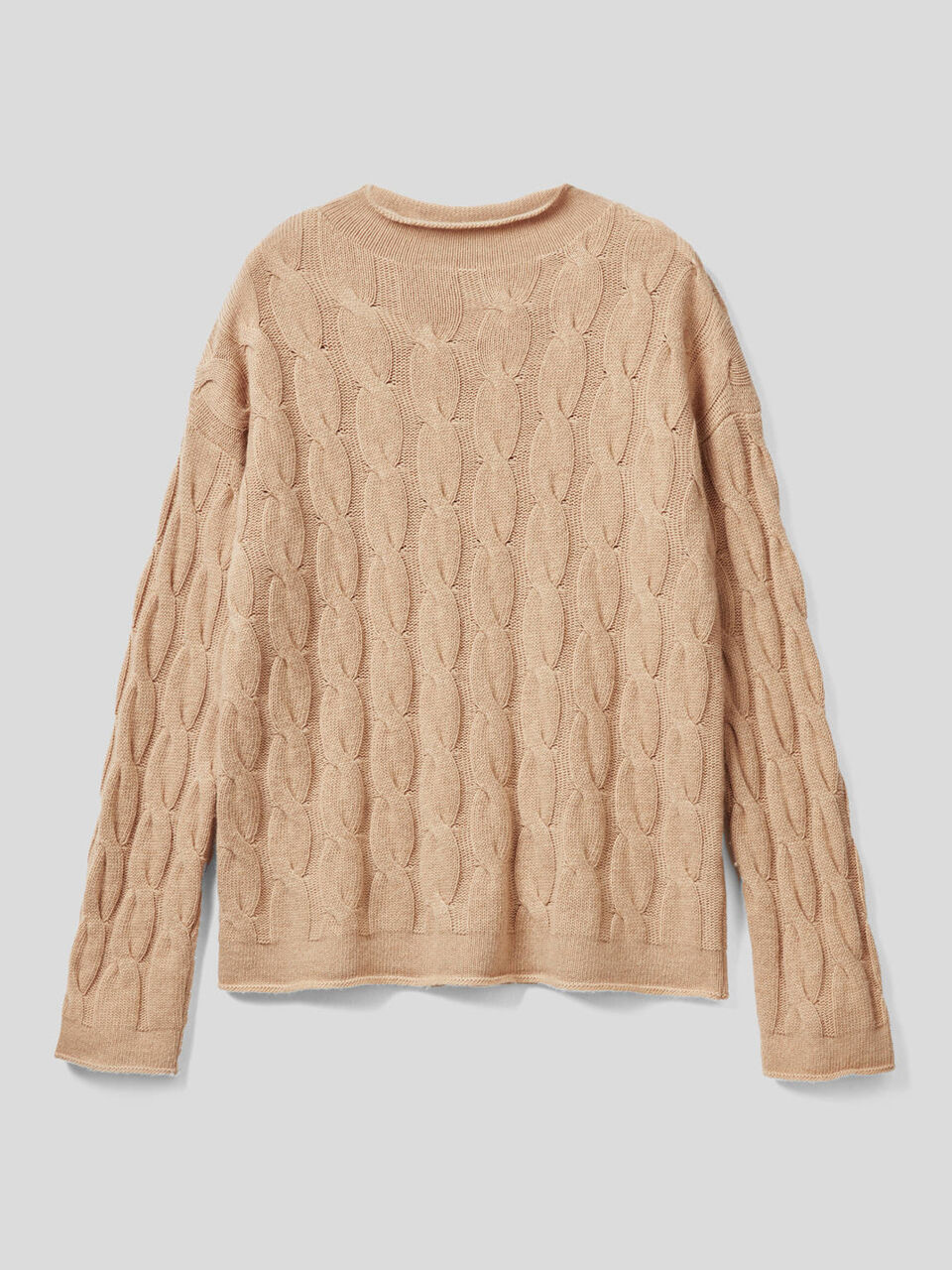 Pull avec torsades image number 1