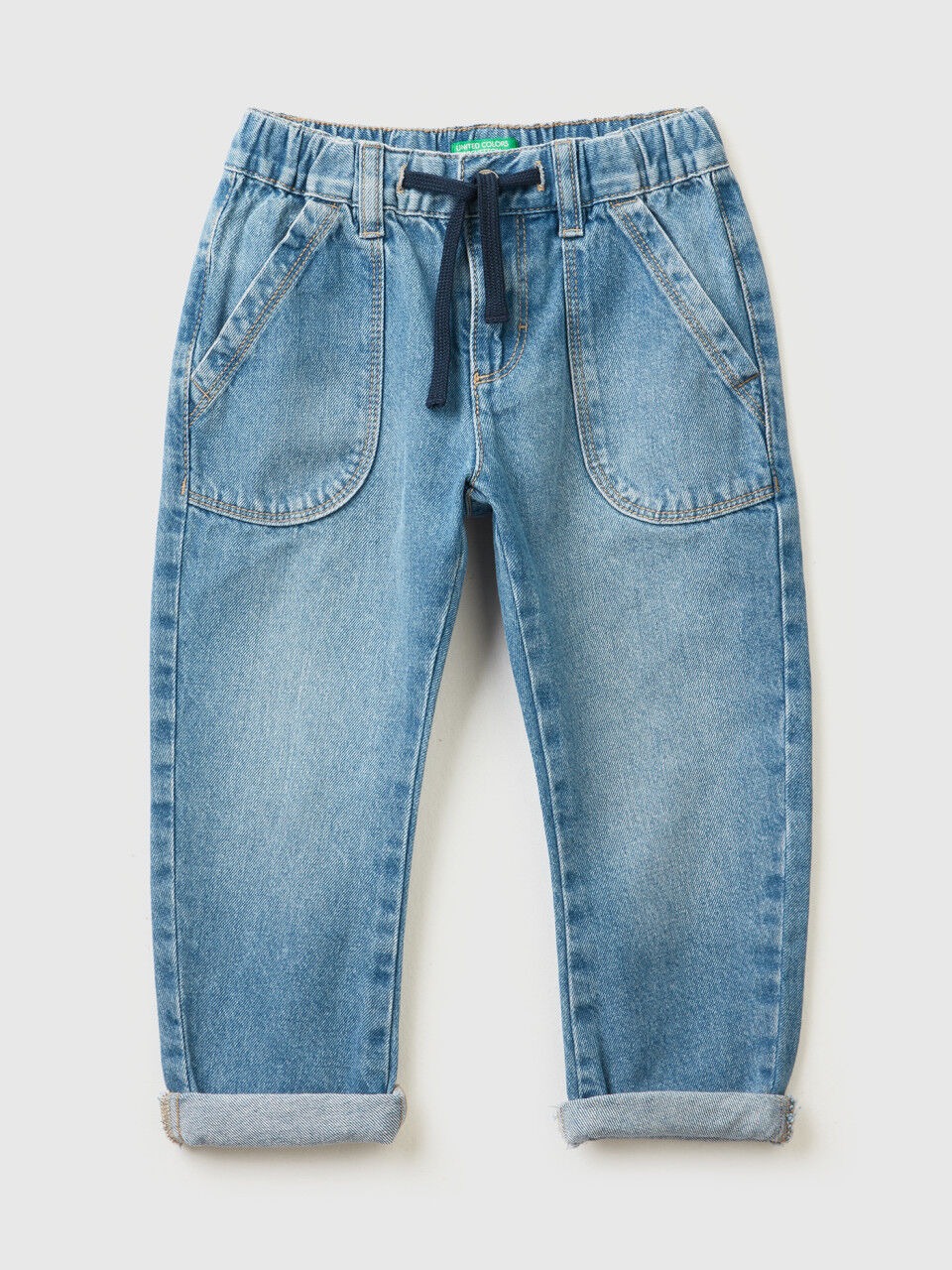 Jeans 100 % coton à larges poches