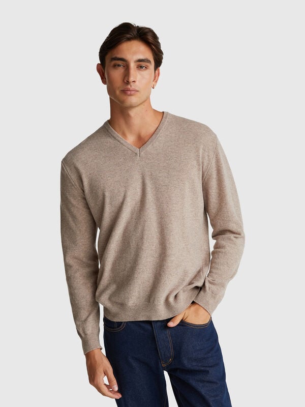Pull col V marron chiné en pure laine mérinos Homme