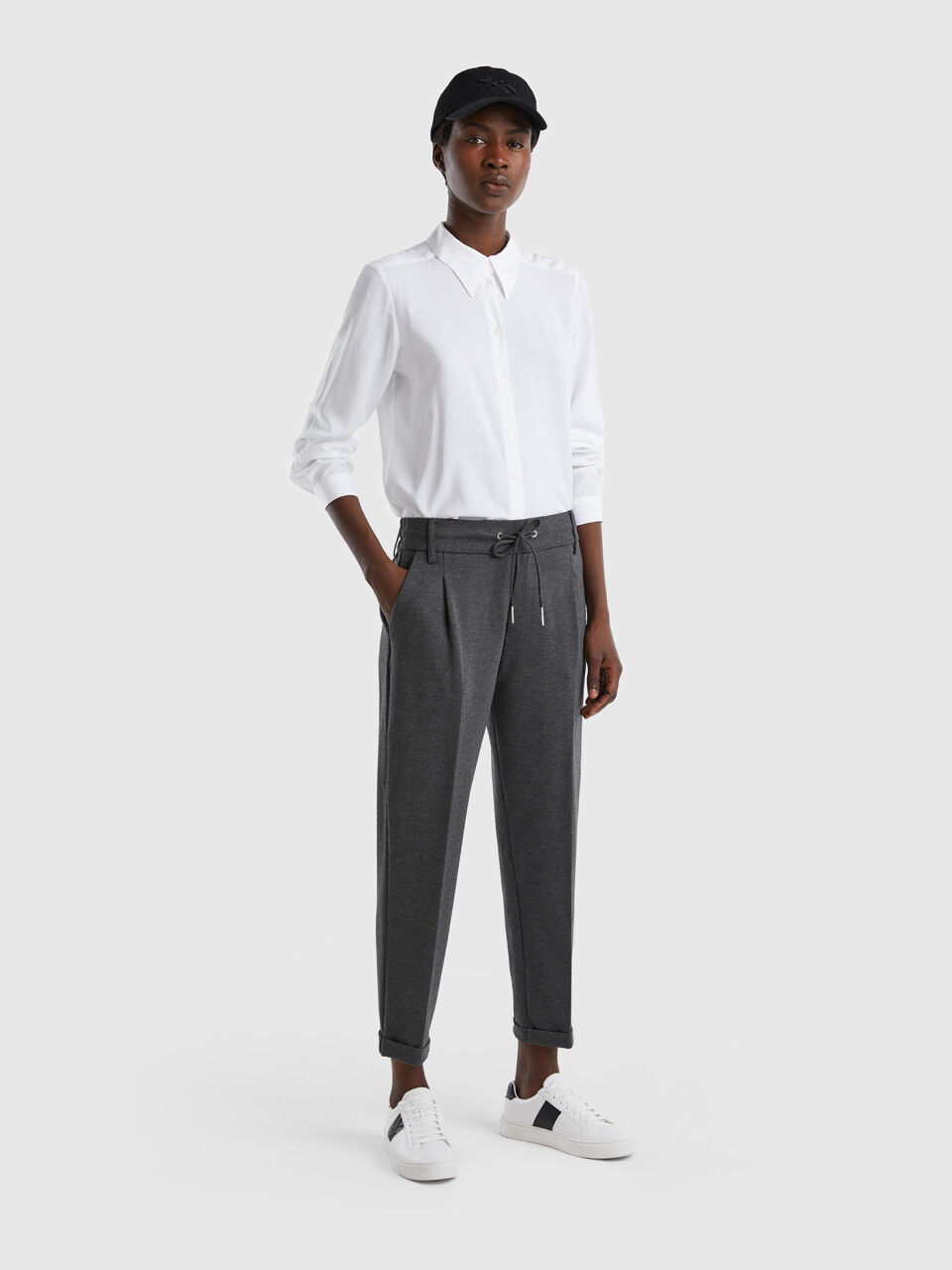 Pantalon femme 2025 benetton