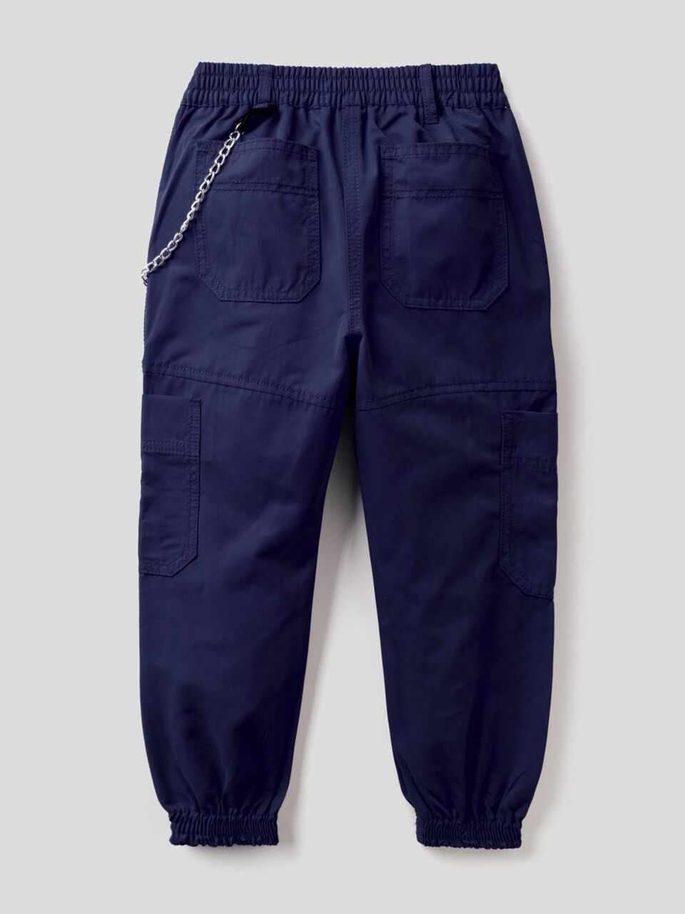 Pantalon cargo avec chaine image number 2