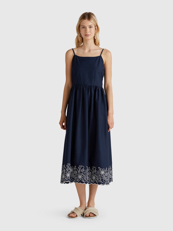 Robe avec broderie florale Femme