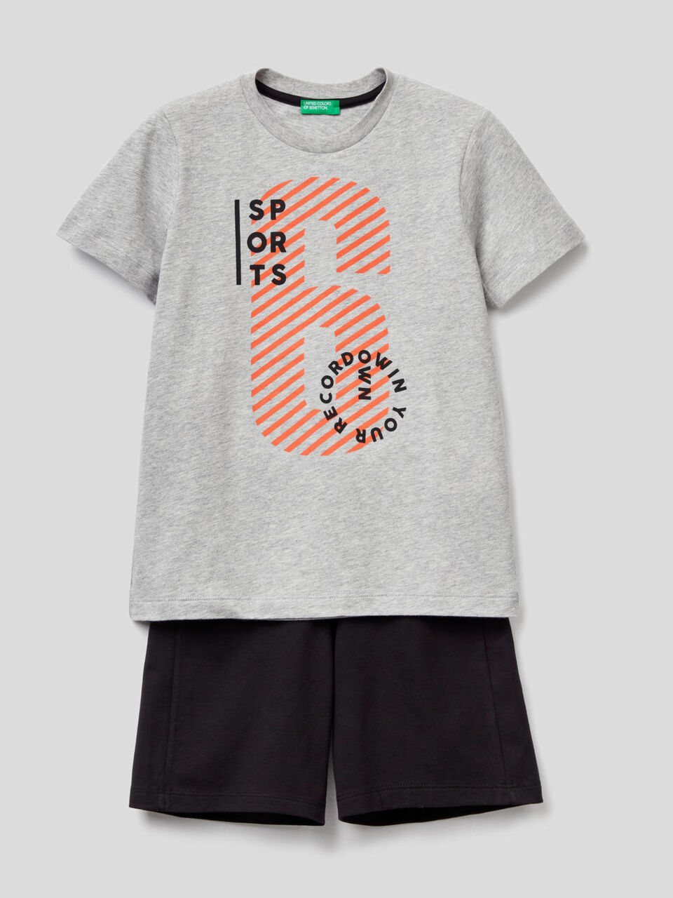 Ensemble t-shirt et bermuda image number 1