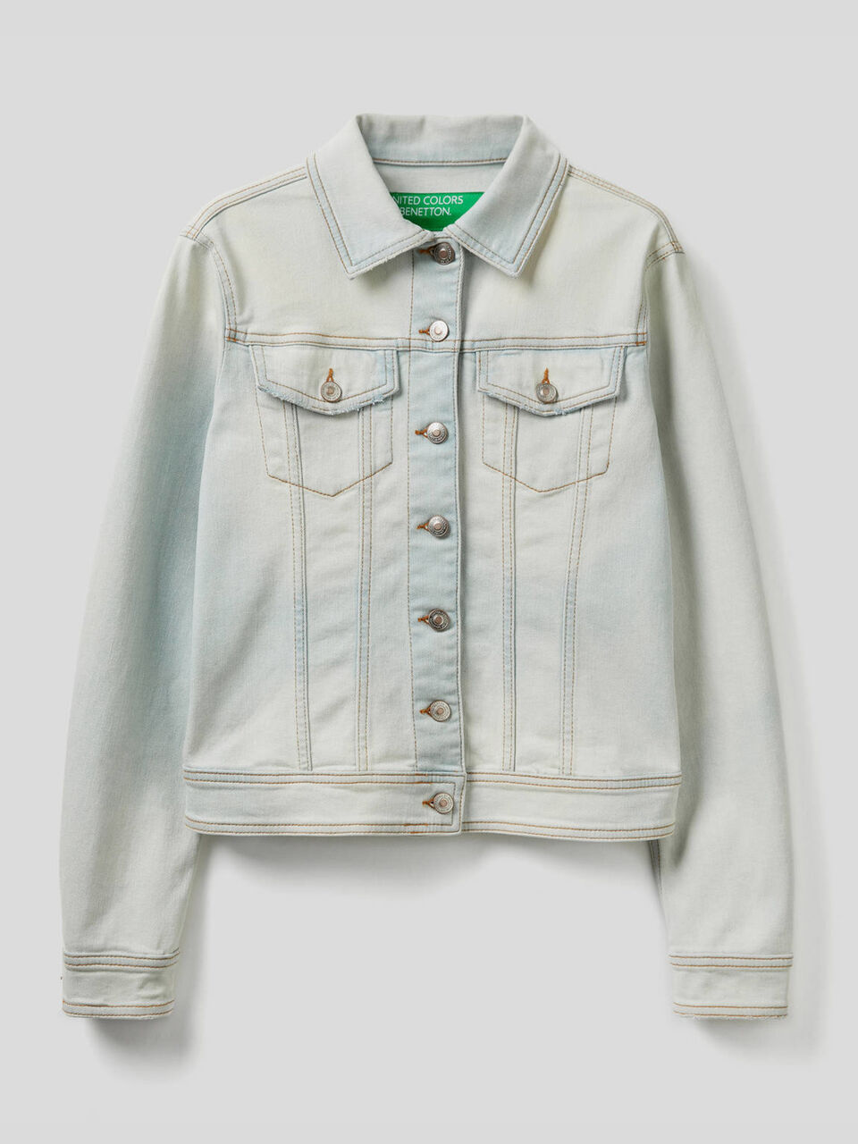 Blouson cintré en jeans image number 1