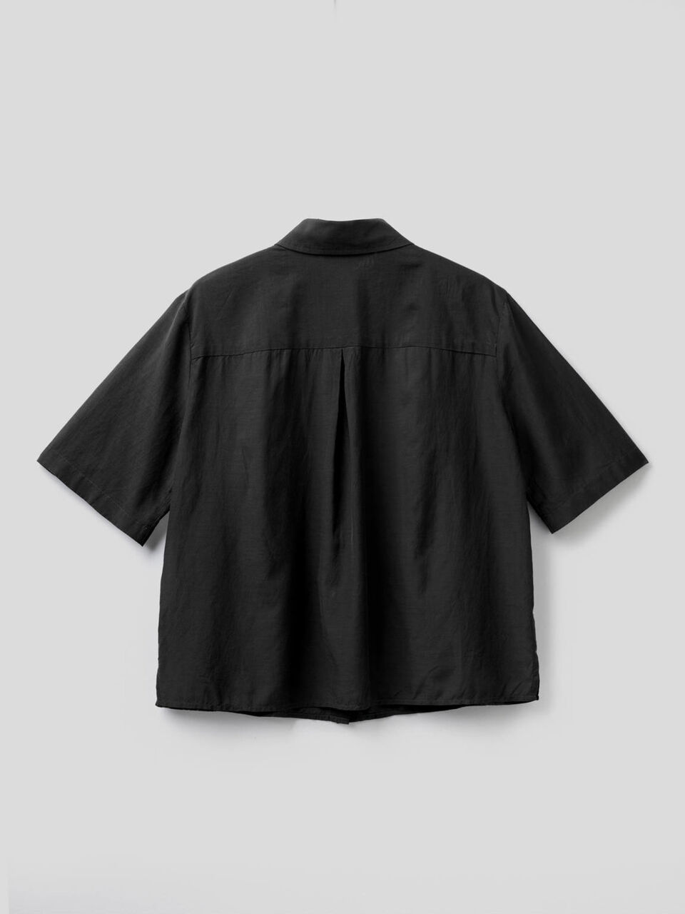 Chemise légère à manches courtes image number 2