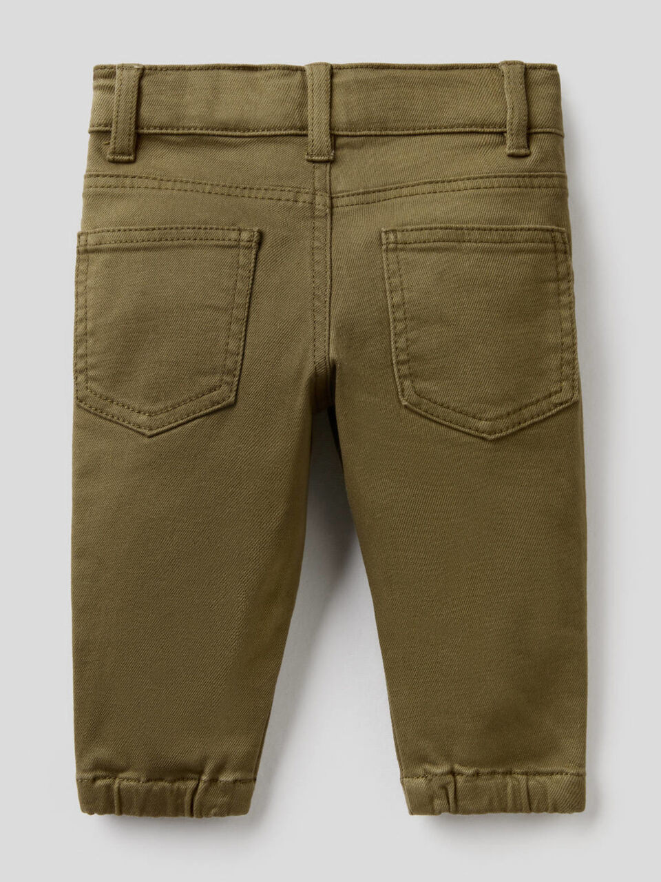 Pantalon avec personnages imprimés image number 2