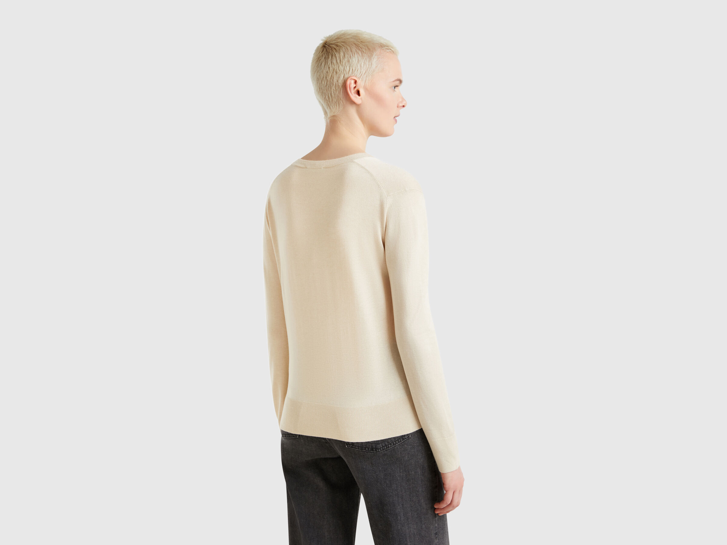 V NECK SWEATER L/S Femme image number 1