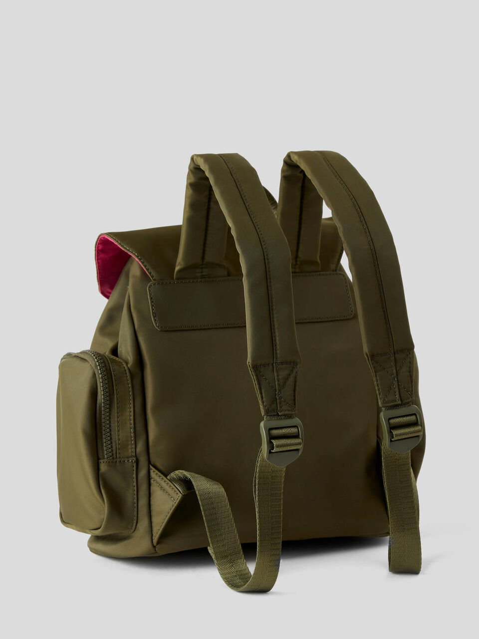 Petit sac à dos avec poches image number 2