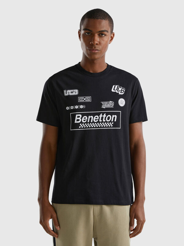 T-shirt noir à imprimés logos Homme