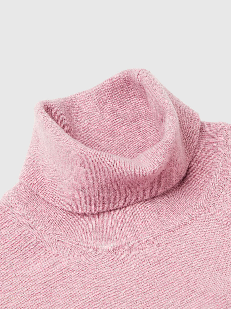 TURTLE NECK SWEATER Homme image number null