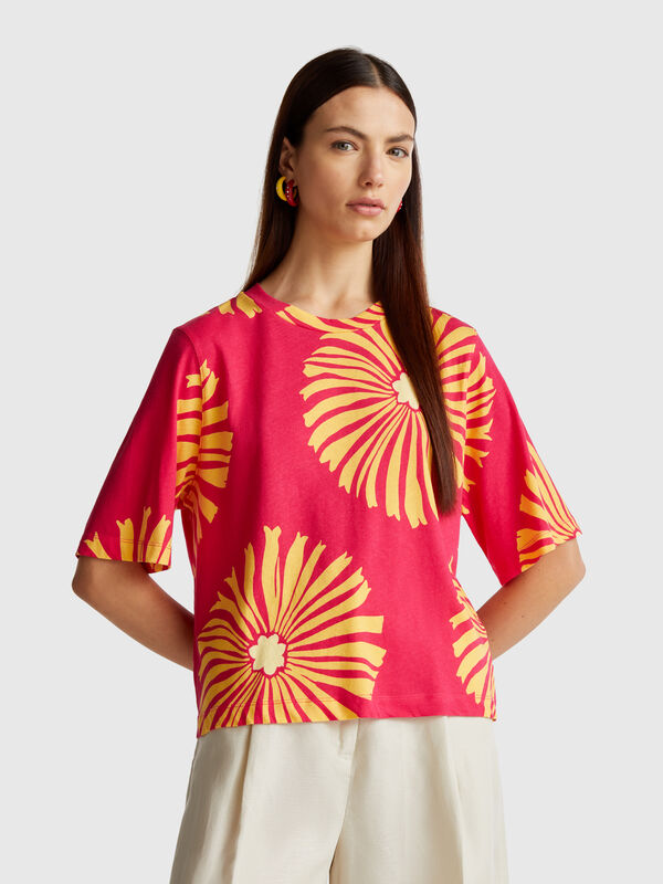 T-shirt à motif fleuri Femme