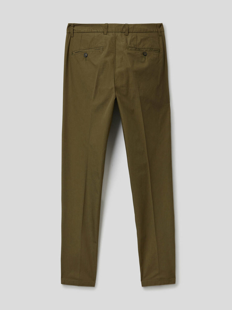 Chino coupe slim en coton léger image number 2