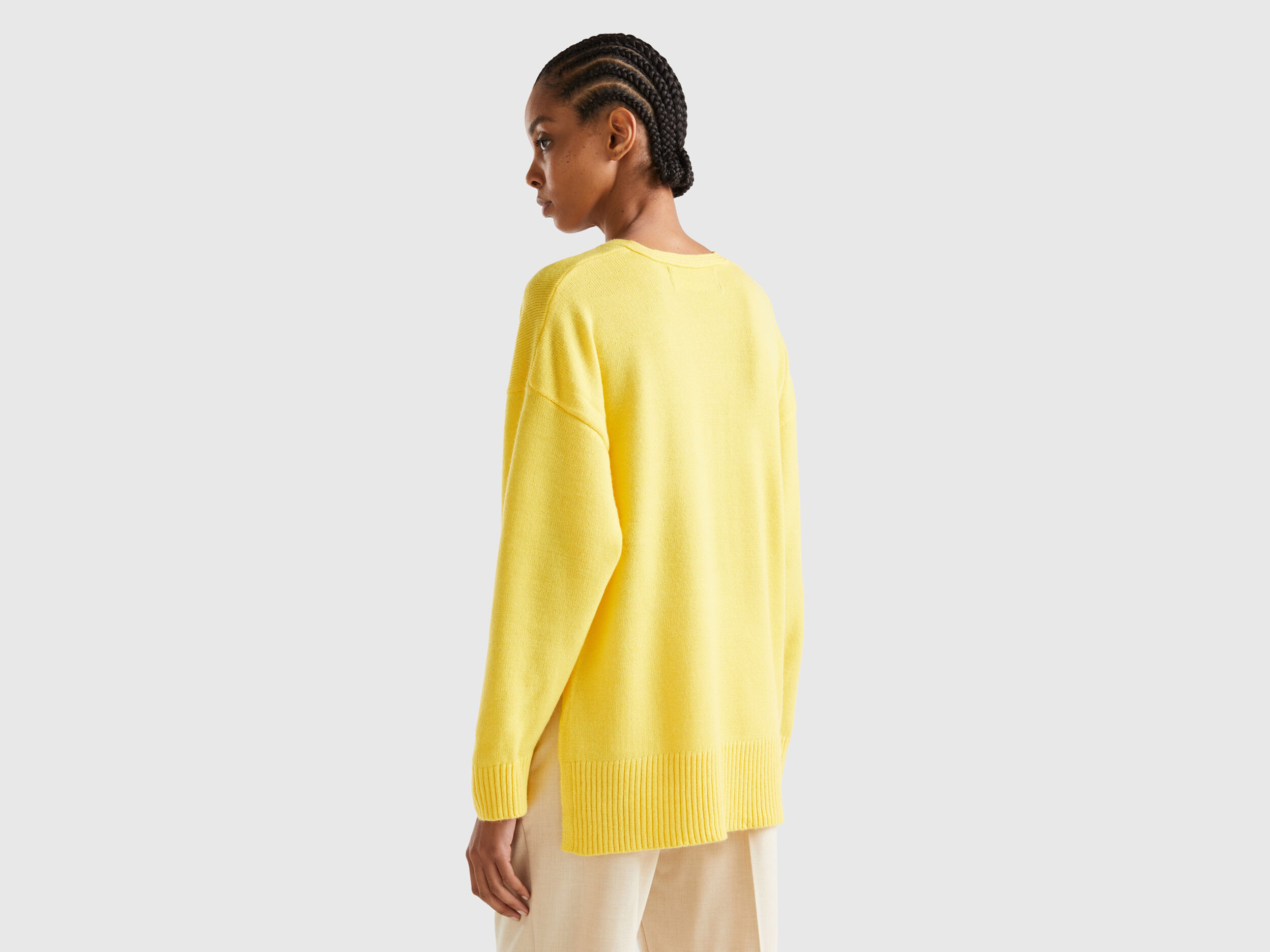 Pull col V over fit Jaune Benetton