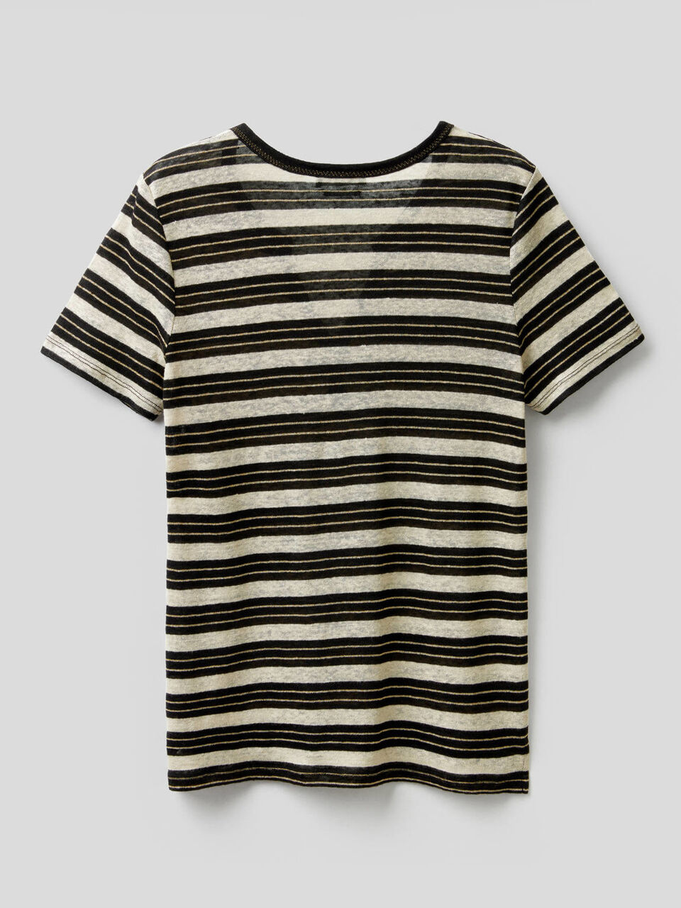 T-shirt rayé avec col en V image number 2