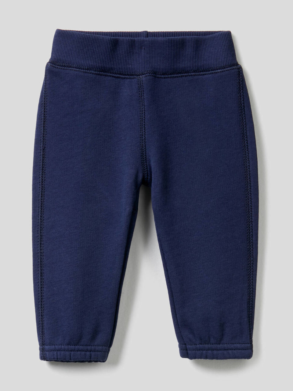 Pantalon en molleton avec broderie à l'arrière image number 1