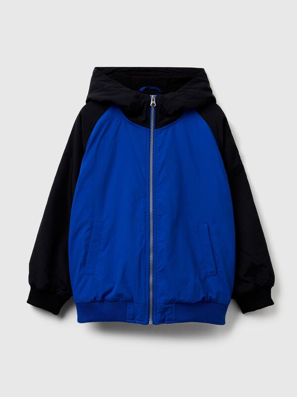 Veste en nylon avec capuche Garçon
