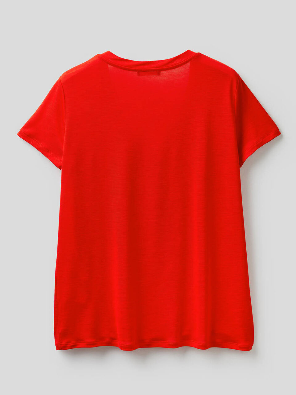 T-shirt avec col en V image number 2