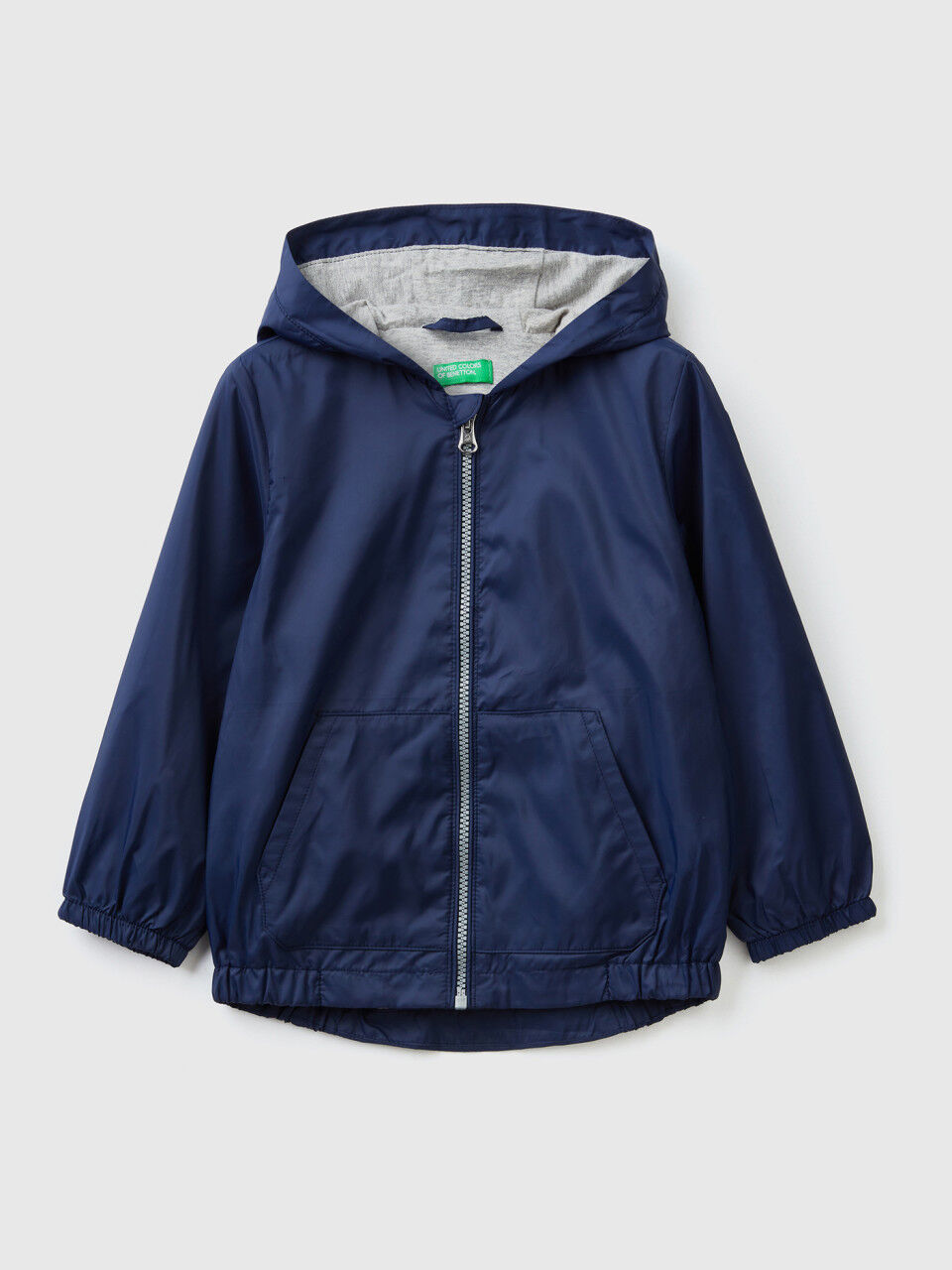 Blouson léger à capuche