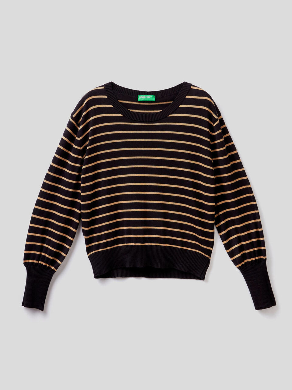 Pull avec manches bouffantes image number 1
