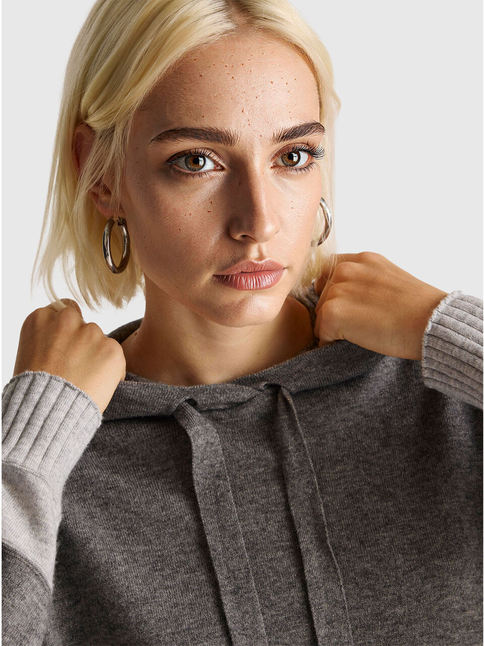 SWEATER W/HOOD Femme image number null