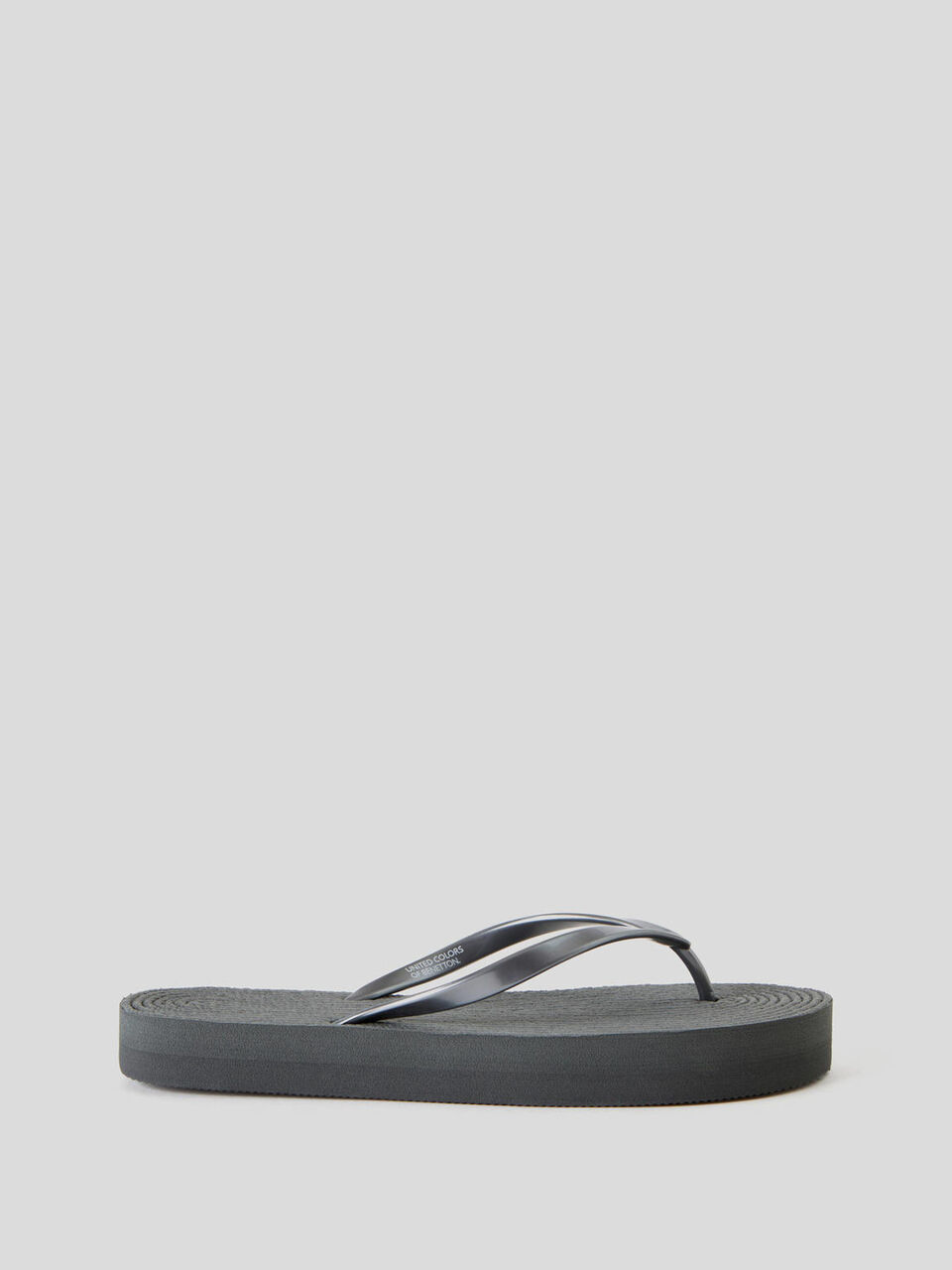 Tongs unies image number 1