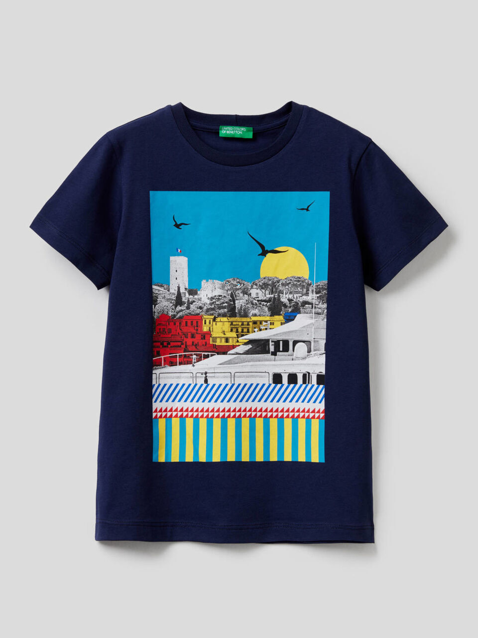 T-shirt avec imprimé paysage image number 1