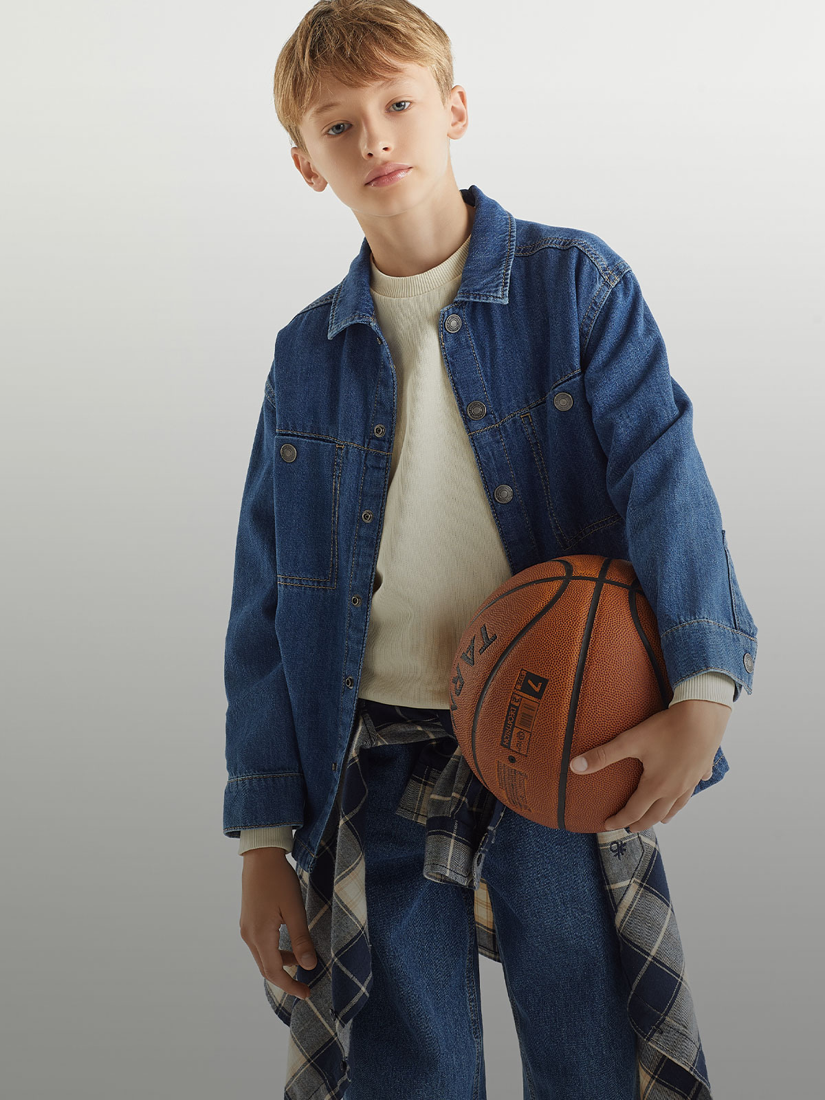 garçon <span class="text-l playful">(6 - 14 ans)</span> benetton